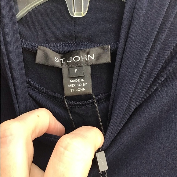 NWT St. John navy mock turtleneck petite - Picture 3 of 4